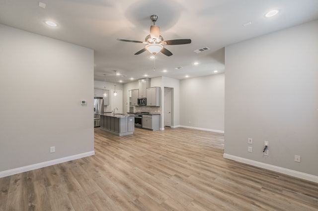 17736 Coralberry Drive, Dallas, TX 75252