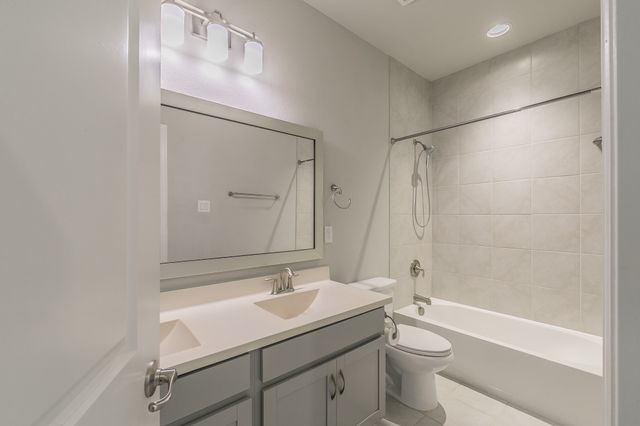 17736 Coralberry Drive, Dallas, TX 75252