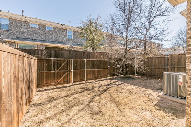 17736 Coralberry Drive, Dallas, TX 75252