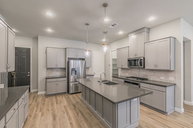 17736 Coralberry Drive, Dallas, TX 75252