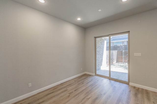 17736 Coralberry Drive, Dallas, TX 75252