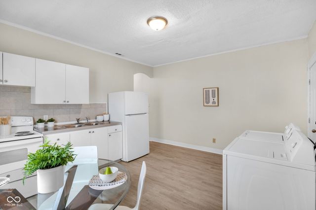 3539 N College Avenue, Indianapolis, IN 46205