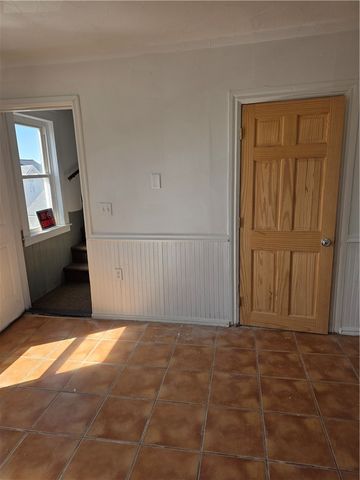 52 Bowdoin Street, Providence, RI 02909