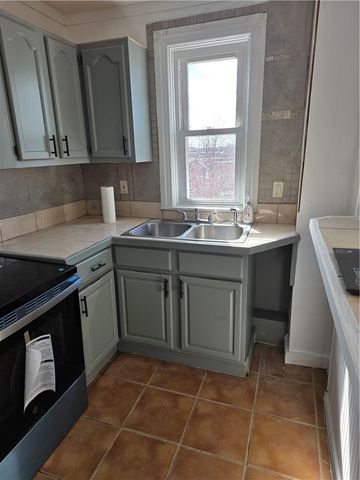 52 Bowdoin Street, Providence, RI 02909