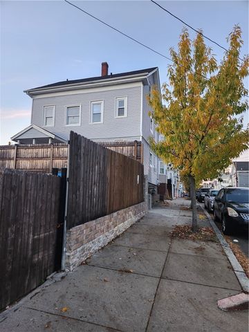 52 Bowdoin Street, Providence, RI 02909