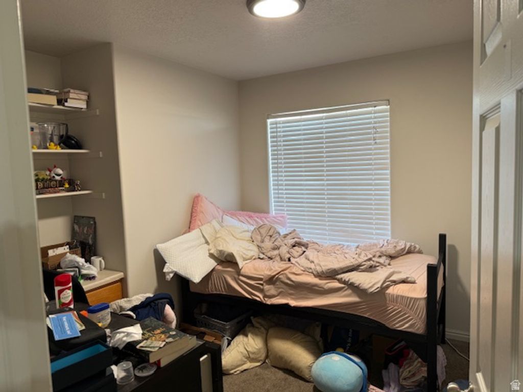 Image 11 of property listing at 567 N UNIVERSITY AVE #209, Provo, UT 84601