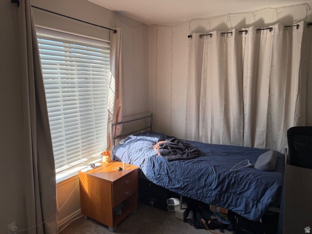 Image 8 of property listing at 567 N UNIVERSITY AVE #209, Provo, UT 84601