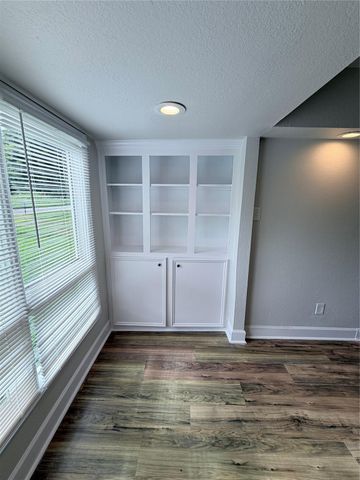 208 Preston Street, La Marque, TX 77568