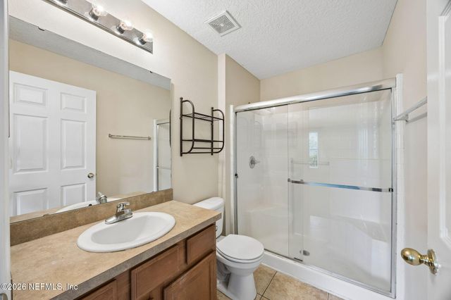 7055 DEER LODGE Circle 106, Jacksonville, FL 32256