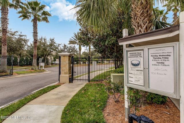 7055 DEER LODGE Circle 106, Jacksonville, FL 32256