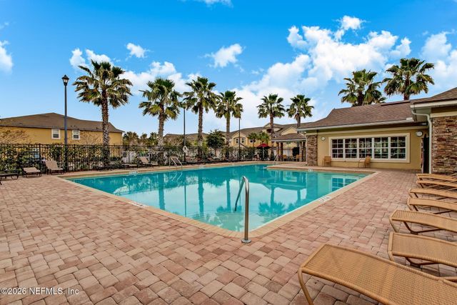 7055 DEER LODGE Circle 106, Jacksonville, FL 32256