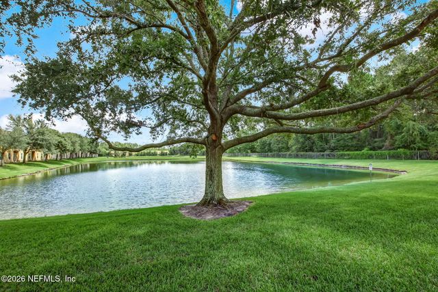 7055 DEER LODGE Circle 106, Jacksonville, FL 32256