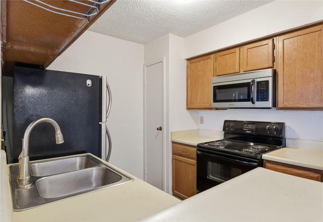 3100 Jeanetta Street 612, Houston, TX 77063