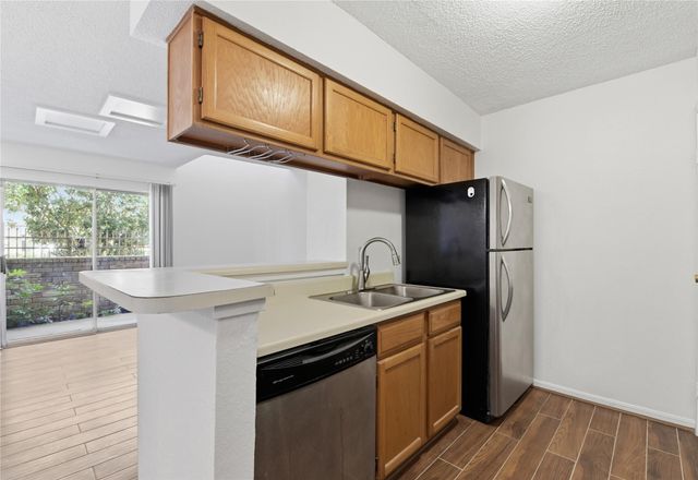 3100 Jeanetta Street 612, Houston, TX 77063