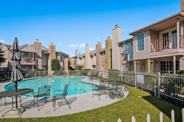 3100 Jeanetta Street 612, Houston, TX 77063