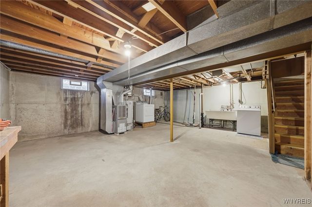 36 Pamela Drive, Cheektowaga, NY 14043