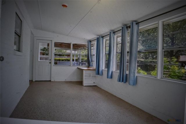 1334 Carnation LN, New Braunfels, TX 78130