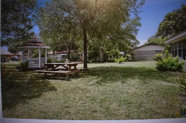 1334 Carnation LN, New Braunfels, TX 78130