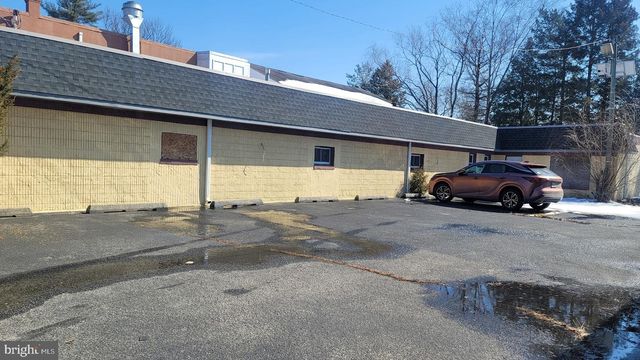 1080 MAPLE AVE, Cherry Hill, NJ 08002