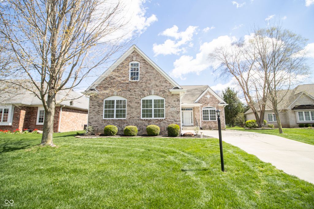 18350 Canyon Oak Drive, Noblesville, IN 46062
