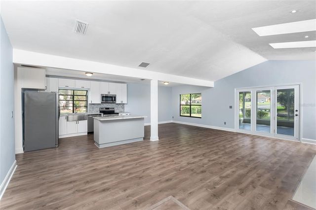 6840 NW 111TH LANE, Alachua, FL 32615
