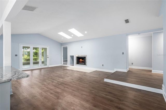 6840 NW 111TH LANE, Alachua, FL 32615