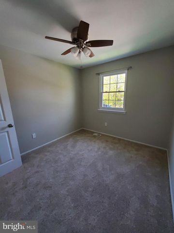 423 SAW MILL CT, Norristown, PA 19401