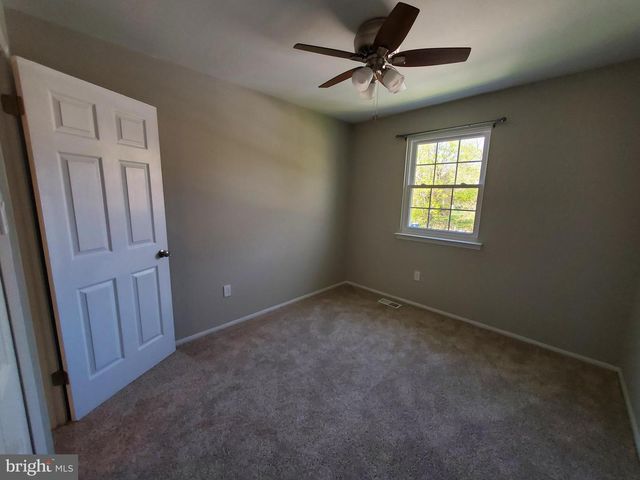 423 SAW MILL CT, Norristown, PA 19401
