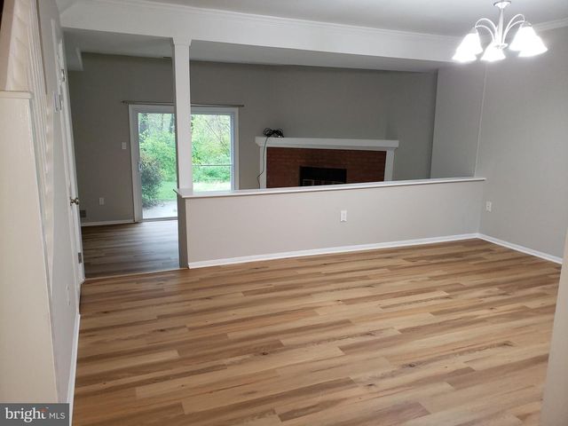 423 SAW MILL CT, Norristown, PA 19401