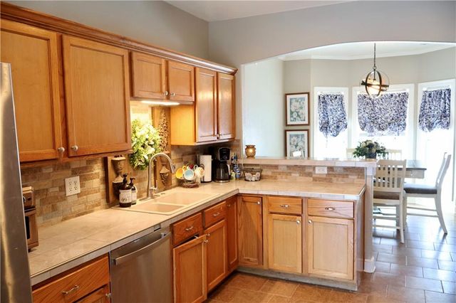 962 NW 445 Road, Centerview, MO 64019