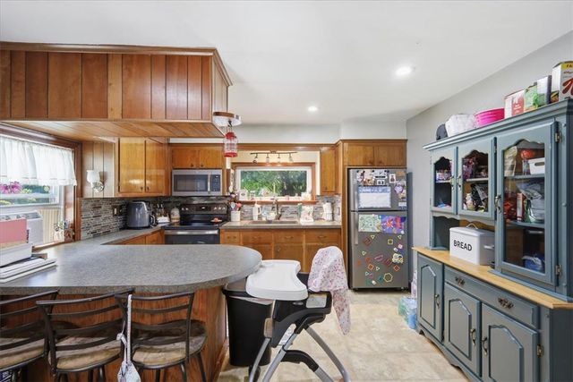 6409 4th Avenue, Lower Mt Bethel Twp, PA 18013