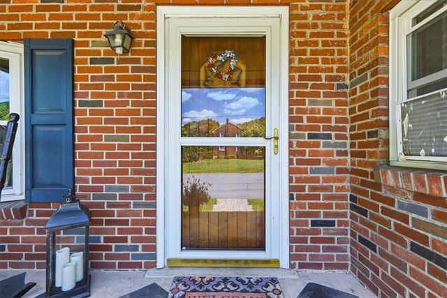 6409 4th Avenue, Lower Mt Bethel Twp, PA 18013