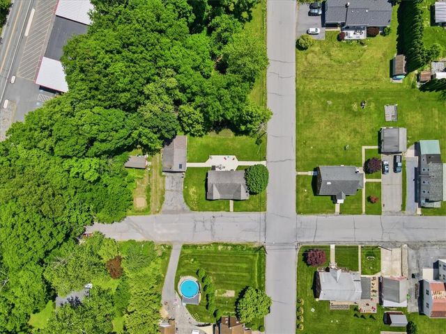 6409 4th Avenue, Lower Mt Bethel Twp, PA 18013