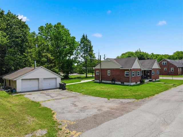 6409 4th Avenue, Lower Mt Bethel Twp, PA 18013