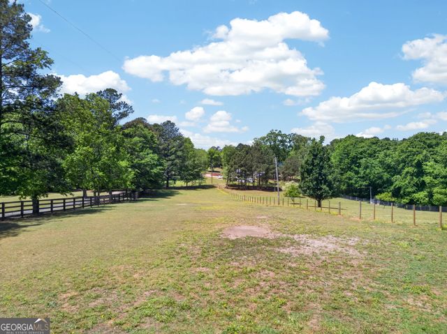 1110 Old Driver Road, Whitesburg, GA 30185