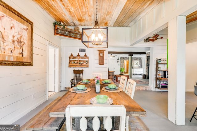 1110 Old Driver Road, Whitesburg, GA 30185