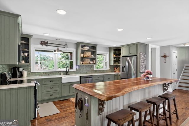 1110 Old Driver Road, Whitesburg, GA 30185