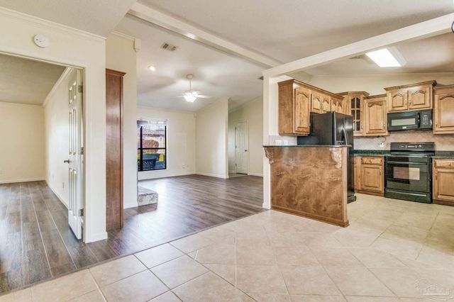 3021 Coral Strip Pkwy, Gulf Breeze, FL 32563