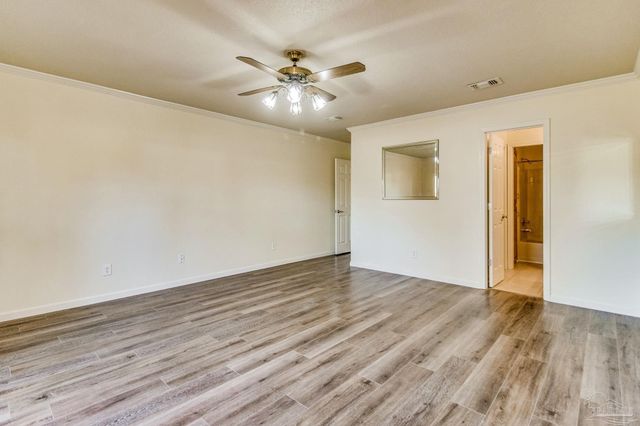 3021 Coral Strip Pkwy, Gulf Breeze, FL 32563