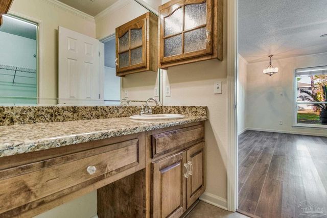 3021 Coral Strip Pkwy, Gulf Breeze, FL 32563