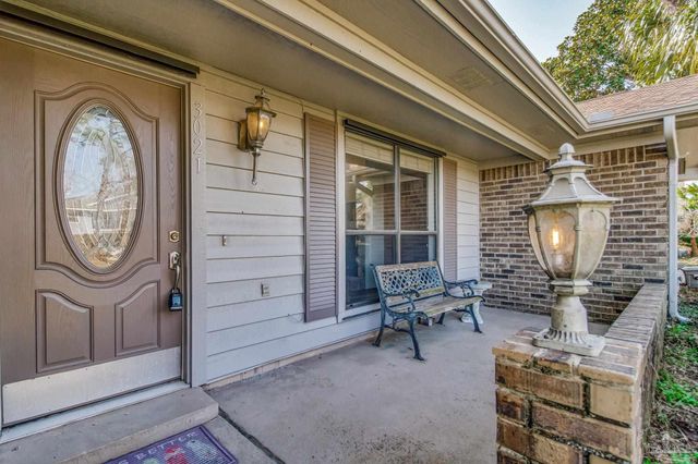 3021 Coral Strip Pkwy, Gulf Breeze, FL 32563