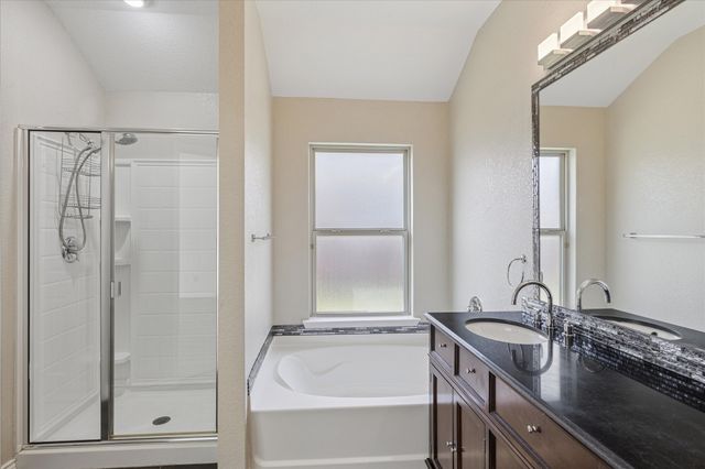 1405 Mesa Flats Drive, Fort Worth, TX 76052