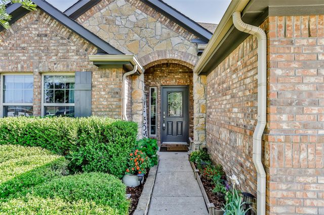 1405 Mesa Flats Drive, Fort Worth, TX 76052