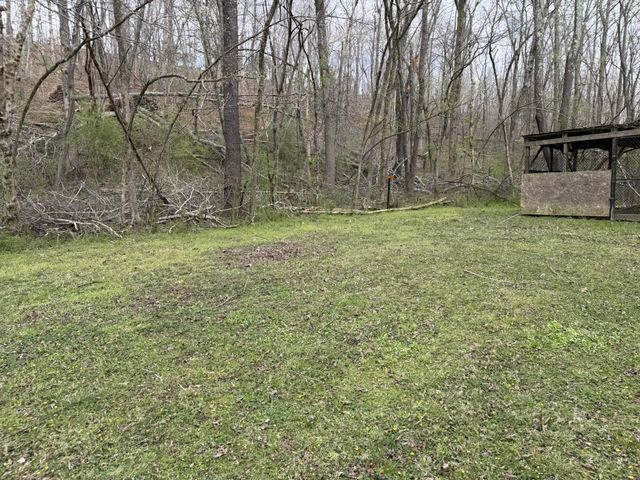 417 Trace Creek Rd, Hohenwald, TN 38462