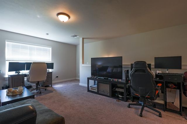 29273 Spur Circle, Mcloud, OK 74851