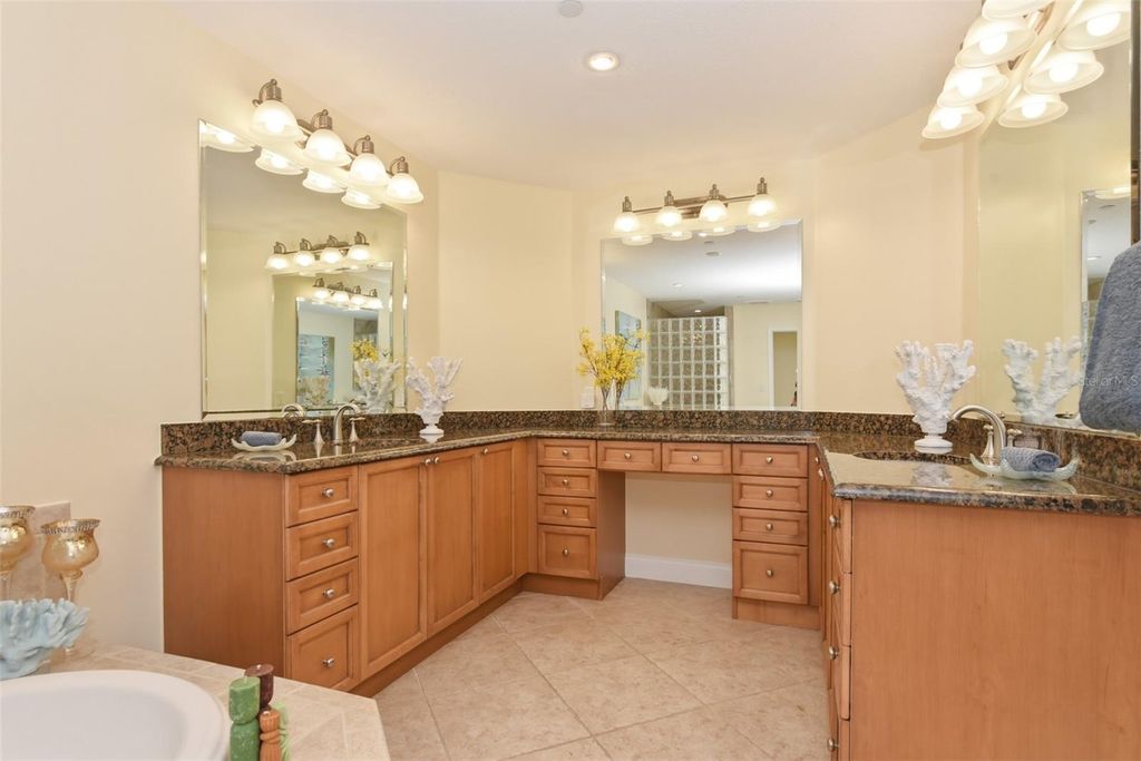 Image 30 of property listing at 2515 S ATLANTIC AVENUE 509, Daytona Beach, FL 32118