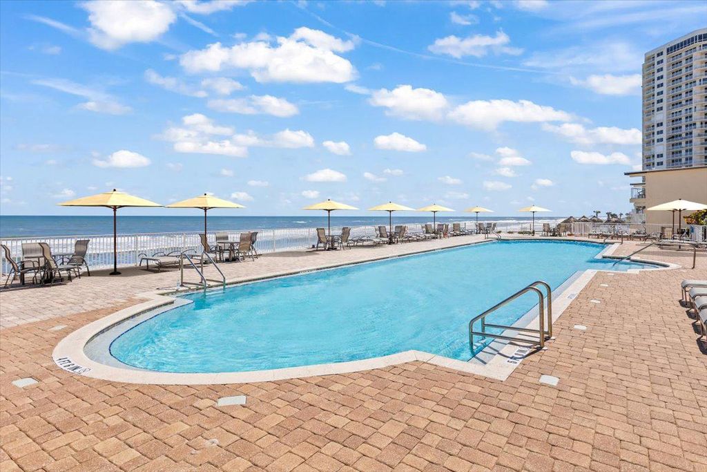 Image 49 of property listing at 2515 S ATLANTIC AVENUE 509, Daytona Beach, FL 32118