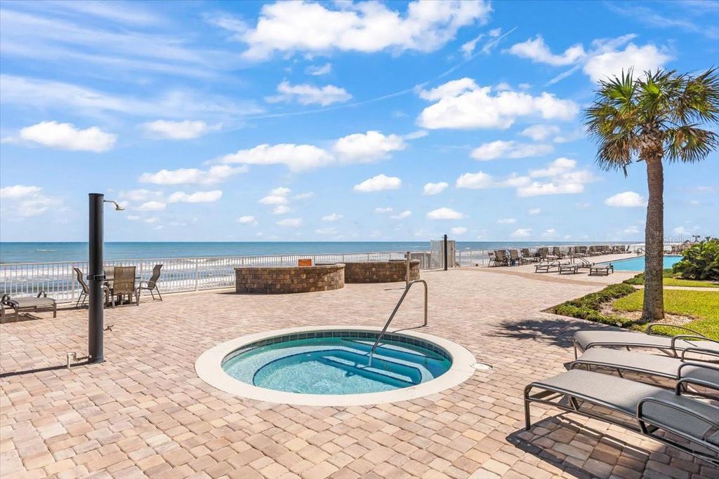 Image 52 of property listing at 2515 S ATLANTIC AVENUE 509, Daytona Beach, FL 32118