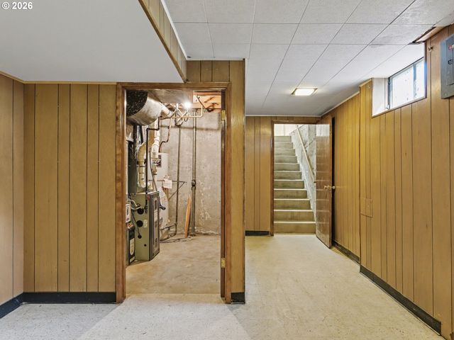 10336 Ne RUSSELL Ct, Portland, OR 97220