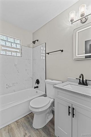 10452 Count Drive, St Louis, MO 63136